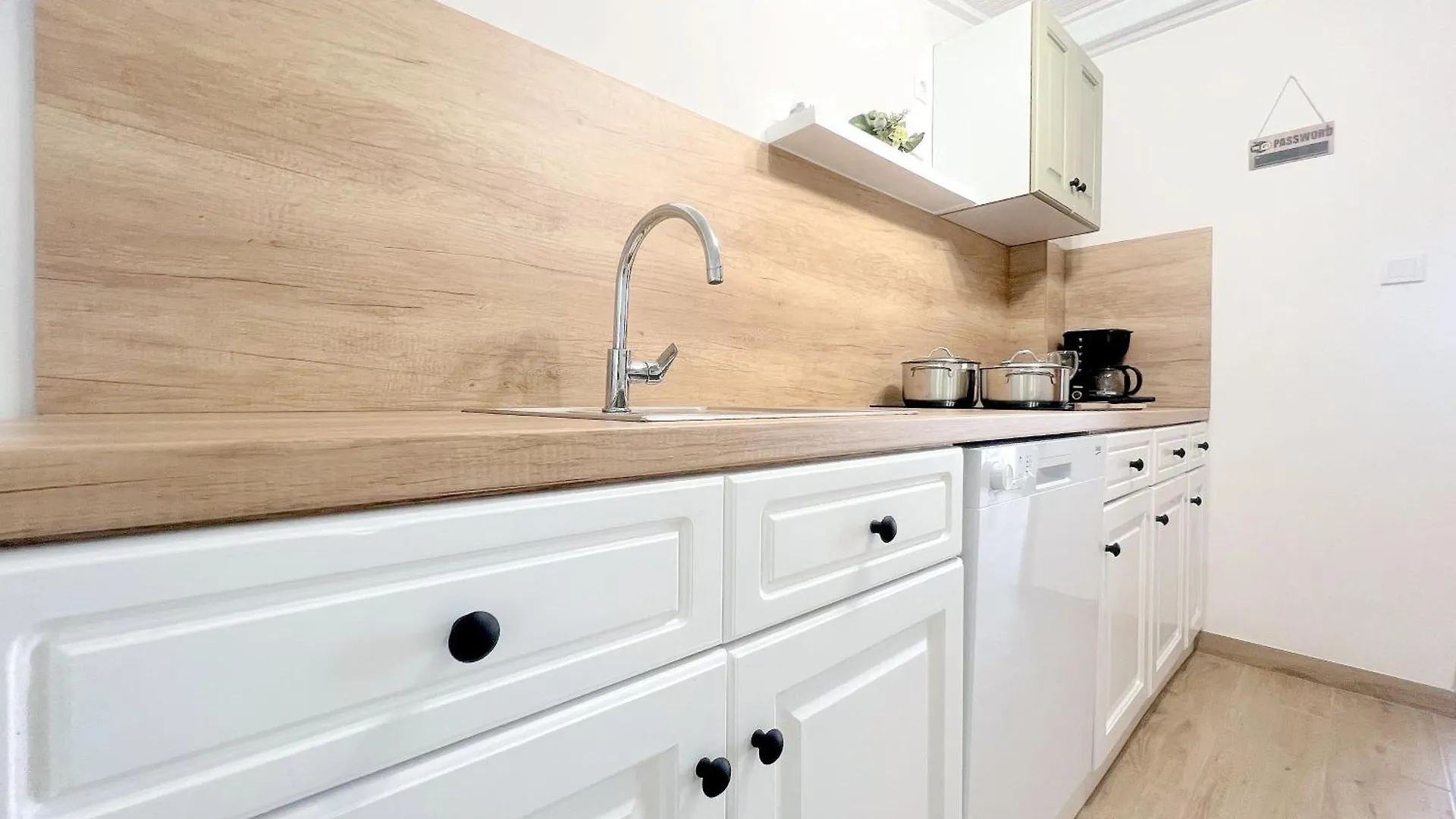 Oasis Loft Close To Rab Old Town Palit